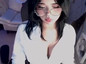 lilith sexy19